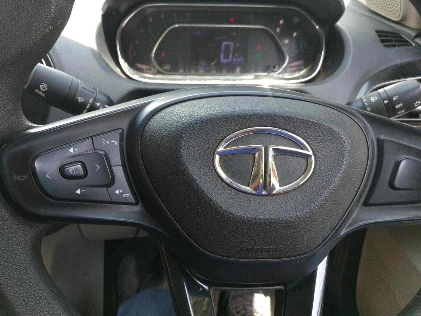 2022 Tata TIGOR XZ PLUS CNG, CNG, Manual, 72,612 km, interior