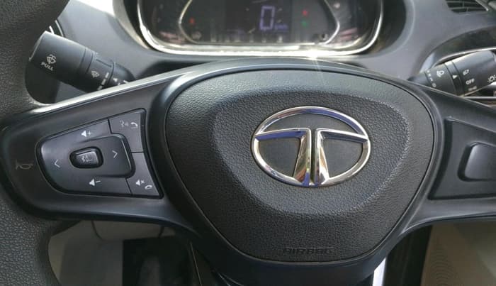 2022 Tata TIGOR XZ PLUS CNG, CNG, Manual, 72,612 km, interior