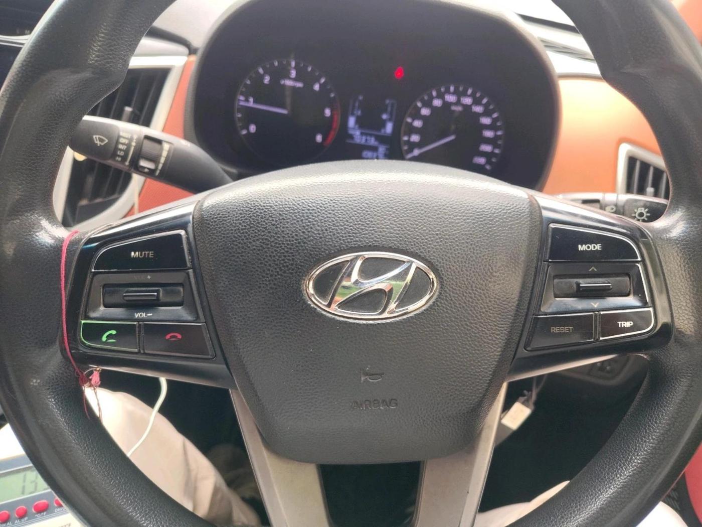 2016 Hyundai Creta S PLUS 1.4 DIESEL, Diesel, Manual, 1,08,376 km, interior