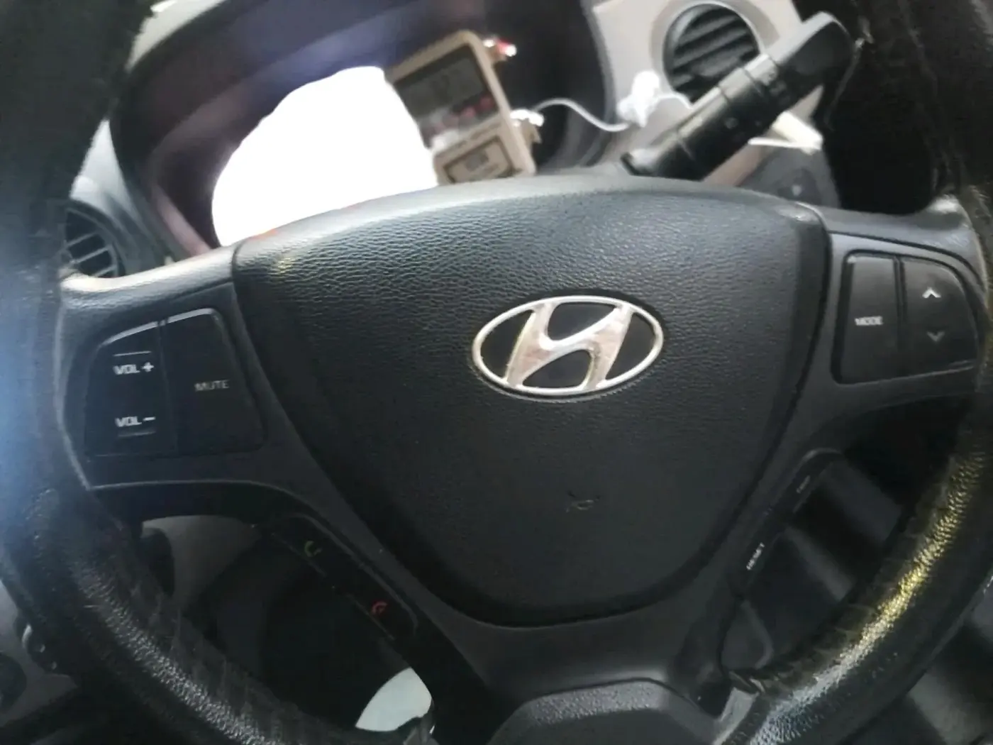 2014 Hyundai Xcent S 1.2, Petrol, Manual, 1,38,298 km, interior