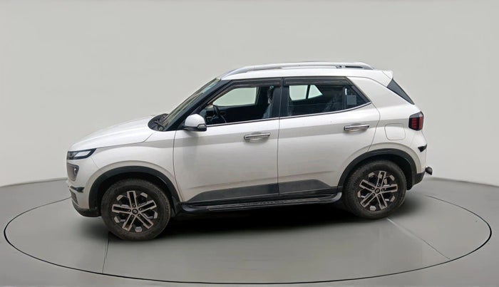 2023 Hyundai VENUE SX 1.2 PETROL, Petrol, Manual, 7,952 km, exterior