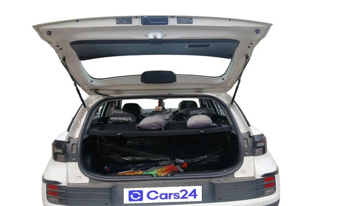 2023 Hyundai VENUE SX 1.2 PETROL, Petrol, Manual, 7,952 km, exterior