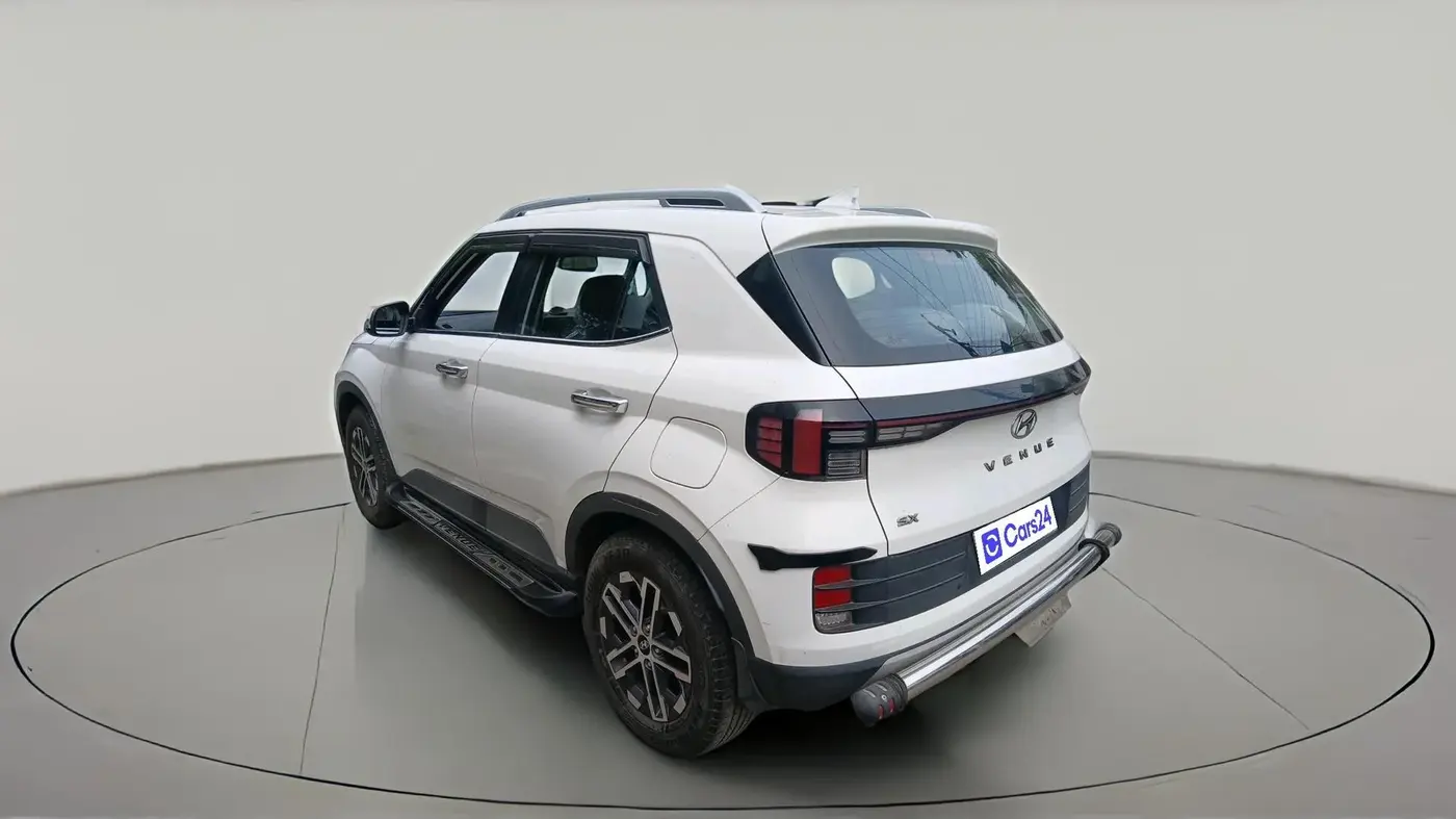 2023 Hyundai VENUE SX 1.2 PETROL, Petrol, Manual, 7,952 km, exterior