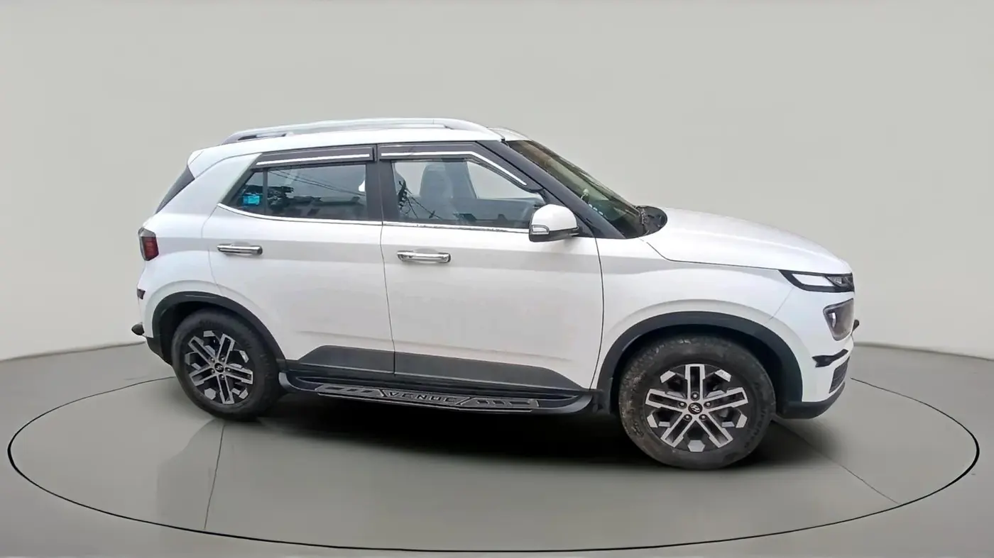 2023 Hyundai VENUE SX 1.2 PETROL, Petrol, Manual, 7,952 km, exterior