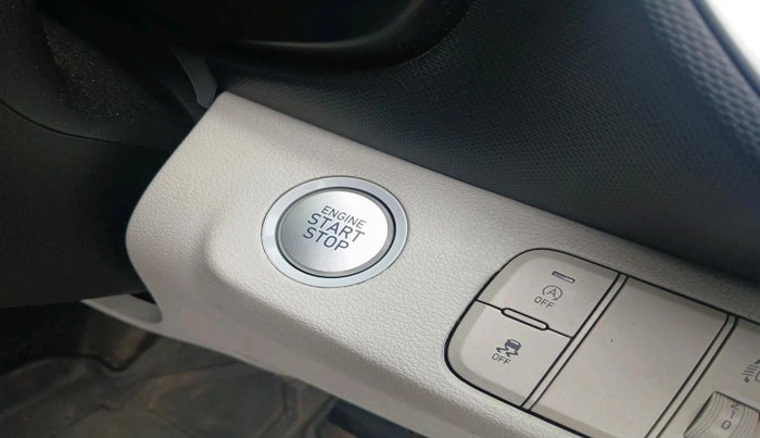 2023 Hyundai VENUE SX 1.2 PETROL, Petrol, Manual, 7,952 km, interior