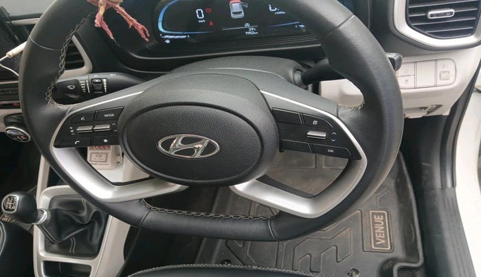 2023 Hyundai VENUE SX 1.2 PETROL, Petrol, Manual, 7,952 km, interior