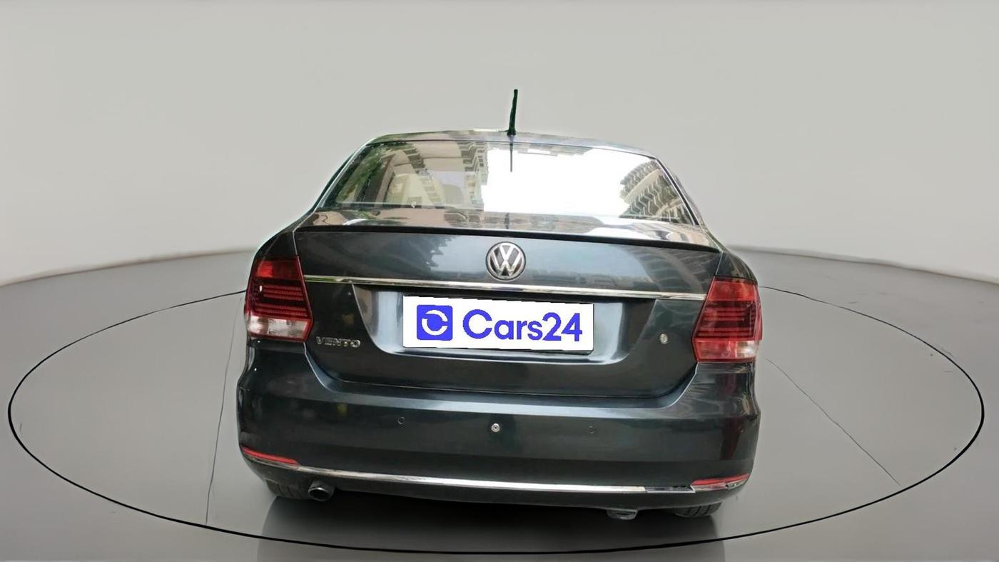 2016 Volkswagen Vento HIGHLINE 1.5 AT, Diesel, Automatic, 1,39,271 km, exterior