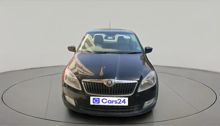 2013 Skoda Rapid AMBITION 1.6 MPI MT, Petrol, Manual, 27,366 km, exterior