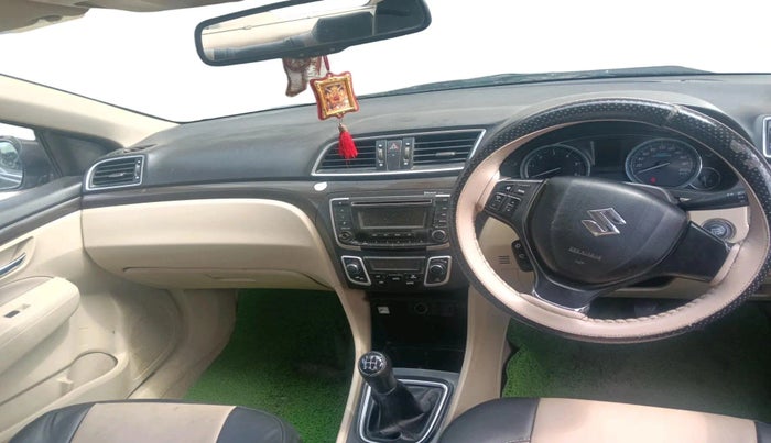 2017 Maruti Ciaz ZETA DIESEL 1.3, Diesel, Manual, 1,89,718 km, interior