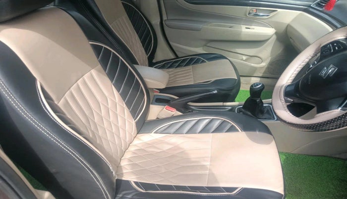 2017 Maruti Ciaz ZETA DIESEL 1.3, Diesel, Manual, 1,89,718 km, interior