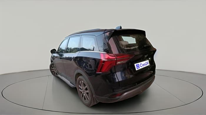 2022 Mahindra XUV700 AX 7 LUXURY D AT 7 STR, Diesel, Automatic, 48,303 km, exterior