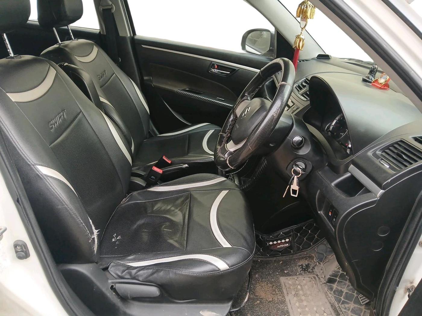 2017 Maruti Swift VXI, Petrol, Manual, 93,671 km, interior