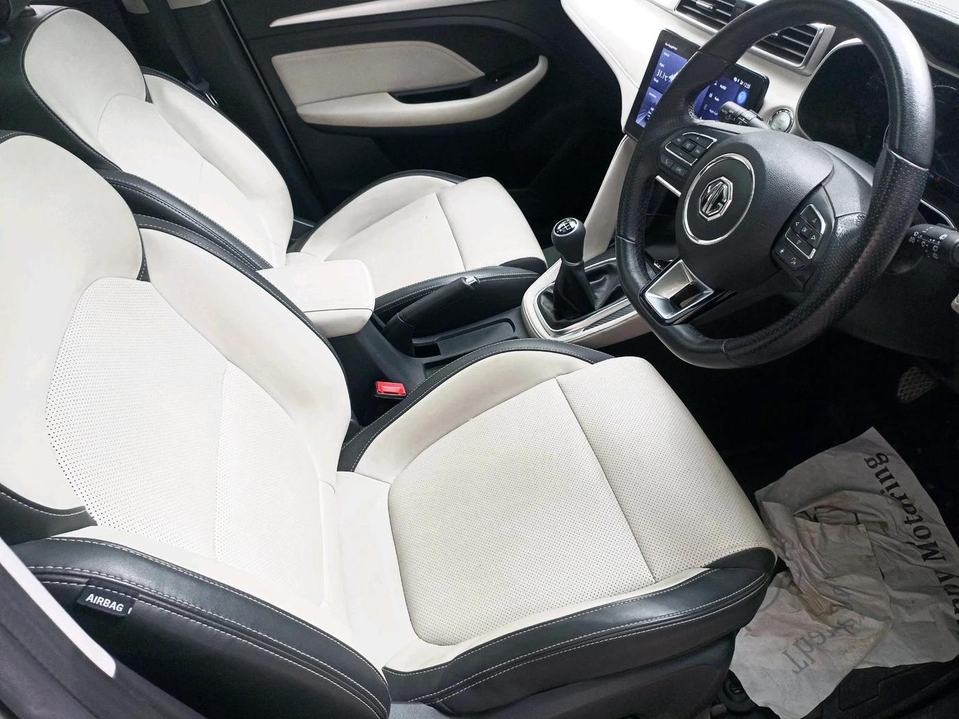 2021 MG ASTOR SHARP 1.5 MT, Petrol, Manual, 14,223 km, interior