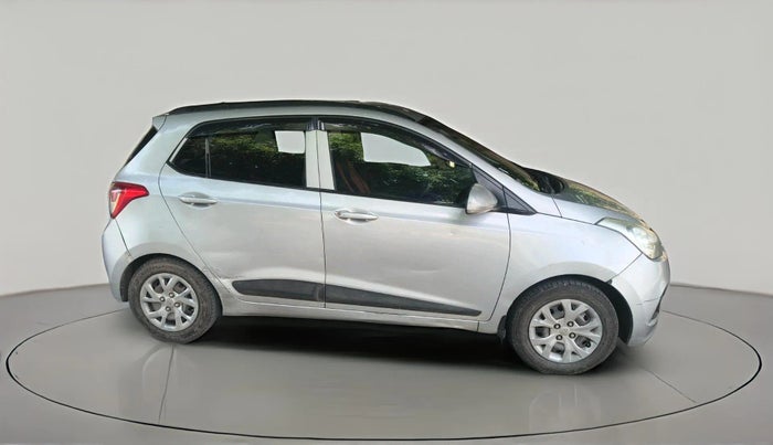 2016 Hyundai Grand i10 SPORTZ 1.2 KAPPA VTVT, Petrol, Manual, 1,57,871 km, exterior