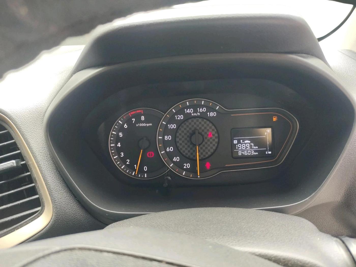 2020 Hyundai NEW SANTRO SPORTZ MT, Petrol, Manual, 84,603 km, interior