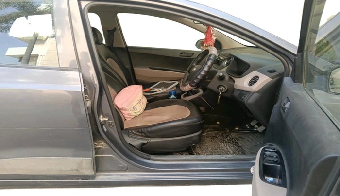 2014 Hyundai Grand i10 MAGNA 1.2 KAPPA VTVT, Petrol, Manual, 62,769 km, interior