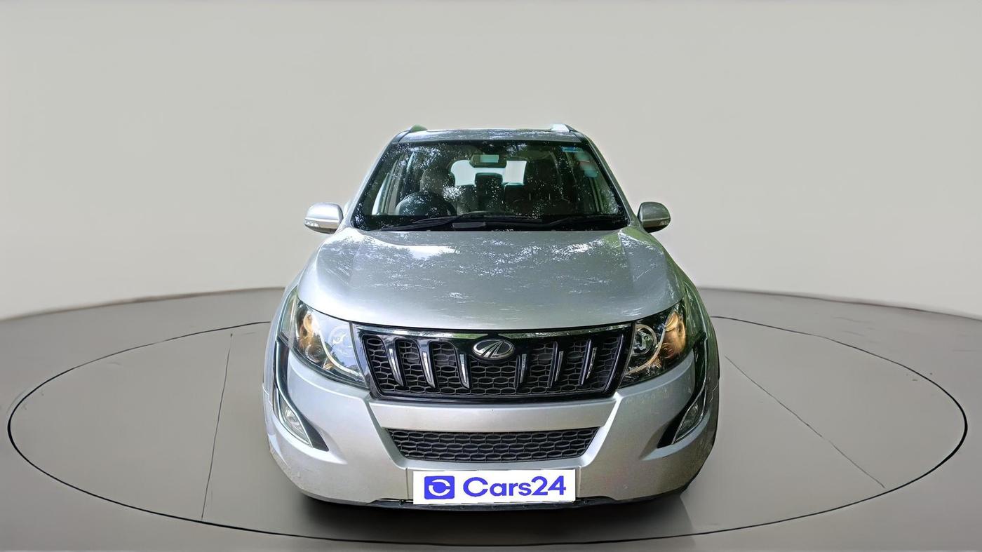 2016 Mahindra XUV500 W10 1.99, Diesel, Manual, 96,886 km, exterior