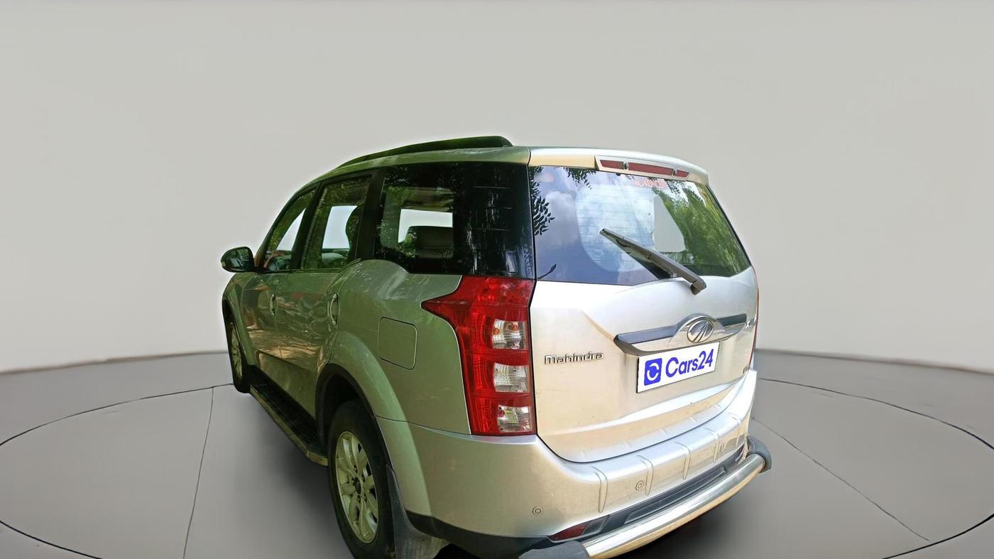 2016 Mahindra XUV500 W10 1.99, Diesel, Manual, 96,886 km, exterior