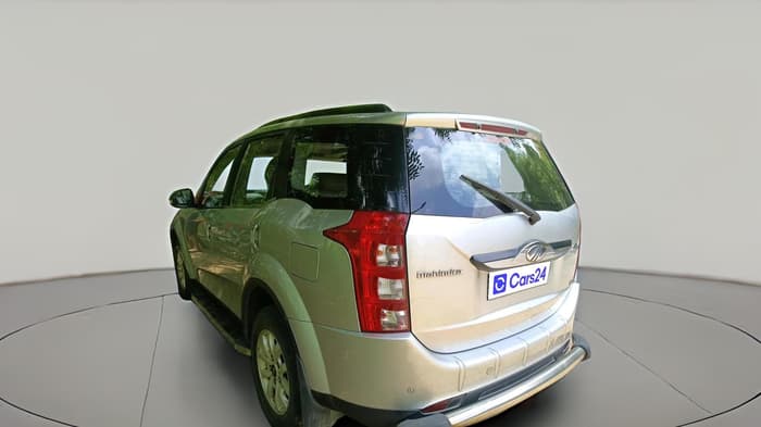 2016 Mahindra XUV500 W10 1.99, Diesel, Manual, 96,886 km, exterior