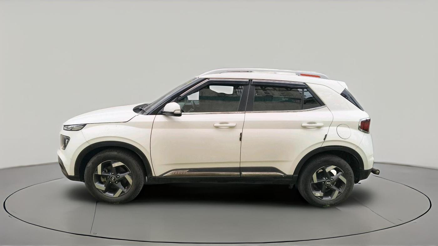 2021 Hyundai VENUE SX 1.5 CRDI, Diesel, Manual, 62,886 km, exterior