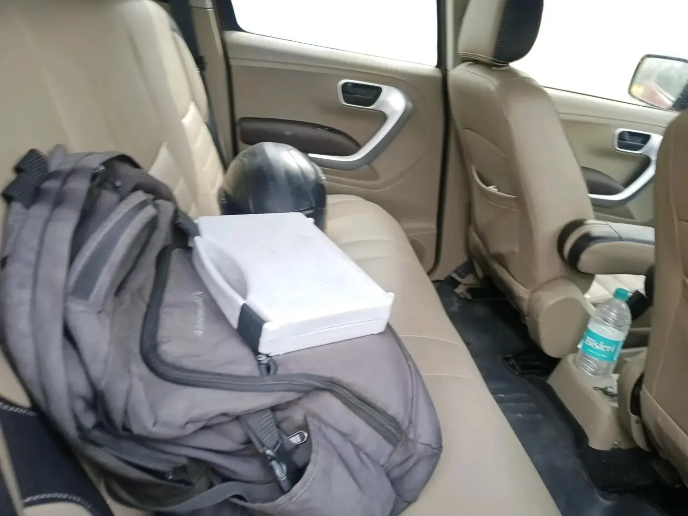 2016 Mahindra TUV300 T8 AMT, Diesel, Automatic, 82,893 km, interior