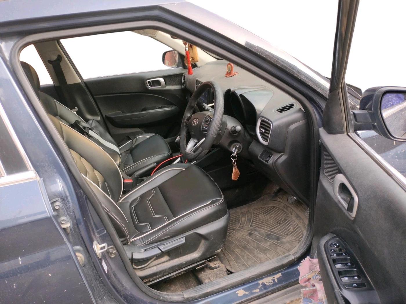 2021 Hyundai VENUE SX 1.0 TURBO, Petrol, Manual, 78,614 km, interior