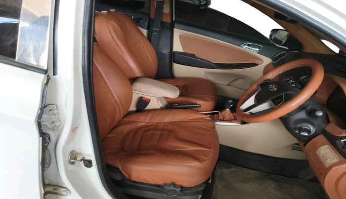 2014 Hyundai Verna FLUIDIC 1.6 VTVT SX, Petrol, Manual, 1,02,926 km, interior