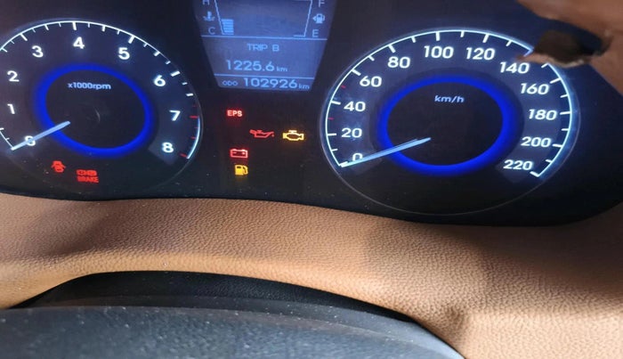 2014 Hyundai Verna FLUIDIC 1.6 VTVT SX, Petrol, Manual, 1,02,926 km, interior