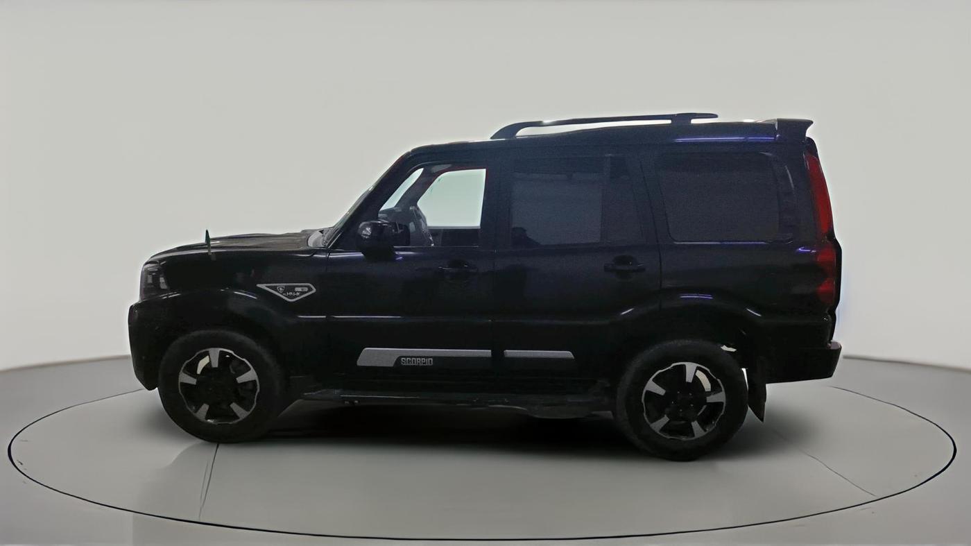 2022 Mahindra SCORPIO CLASSIC S11 7STR, Diesel, Manual, 1,11,620 km, exterior