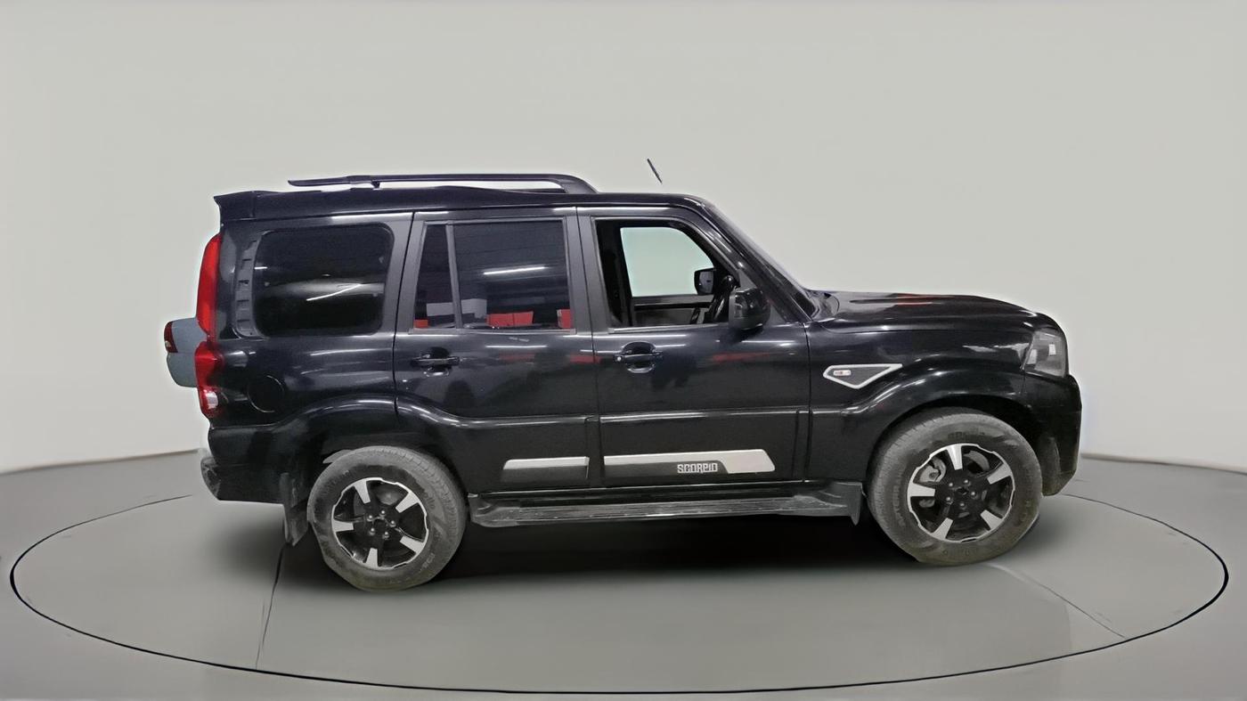 2022 Mahindra SCORPIO CLASSIC S11 7STR, Diesel, Manual, 1,11,620 km, exterior