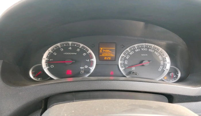 2013 Maruti Swift VXI, Petrol, Manual, 1,20,694 km, interior