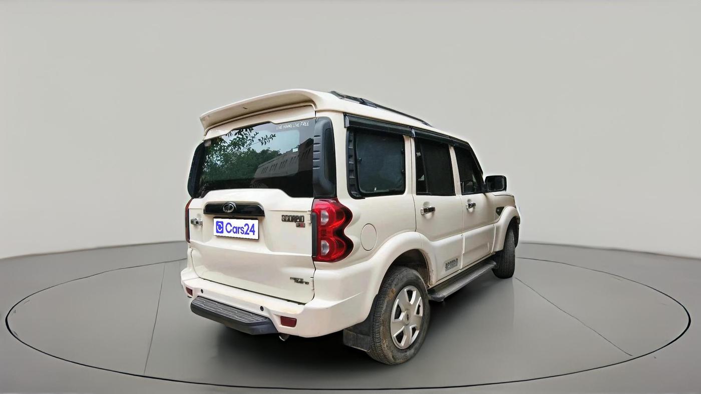2022 Mahindra Scorpio S5, Diesel, Manual, 45,892 km, exterior