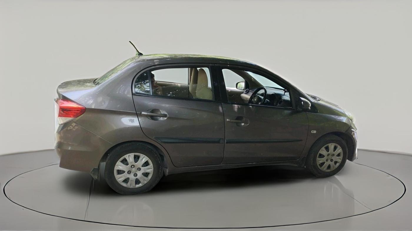 2015 Honda Amaze 1.2L I-VTEC S, Petrol, Manual, 1,36,000 km, exterior