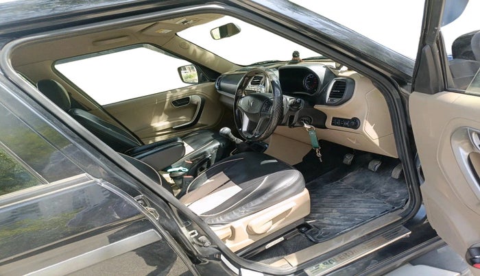 2023 Mahindra BOLERO NEO N 10 (O), Diesel, Manual, 81,608 km, interior