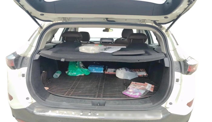 2019 Tata Harrier XZ 2.0L, Diesel, Manual, 75,459 km, exterior