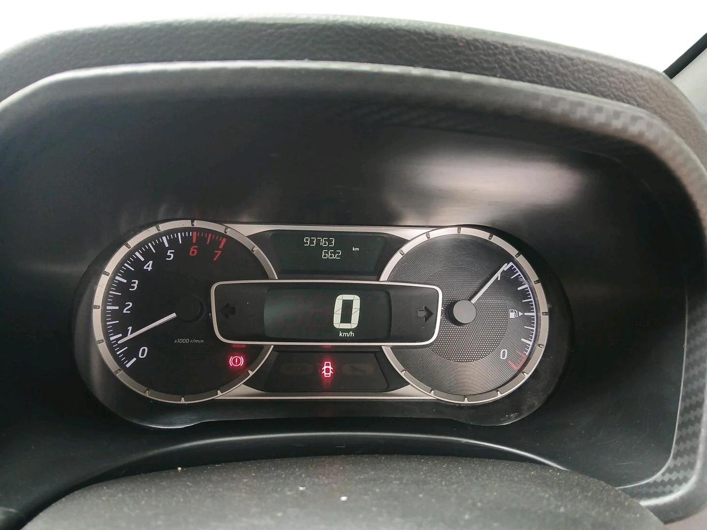 2019 Nissan Kicks XV 1.5, Petrol, Manual, 93,763 km, interior