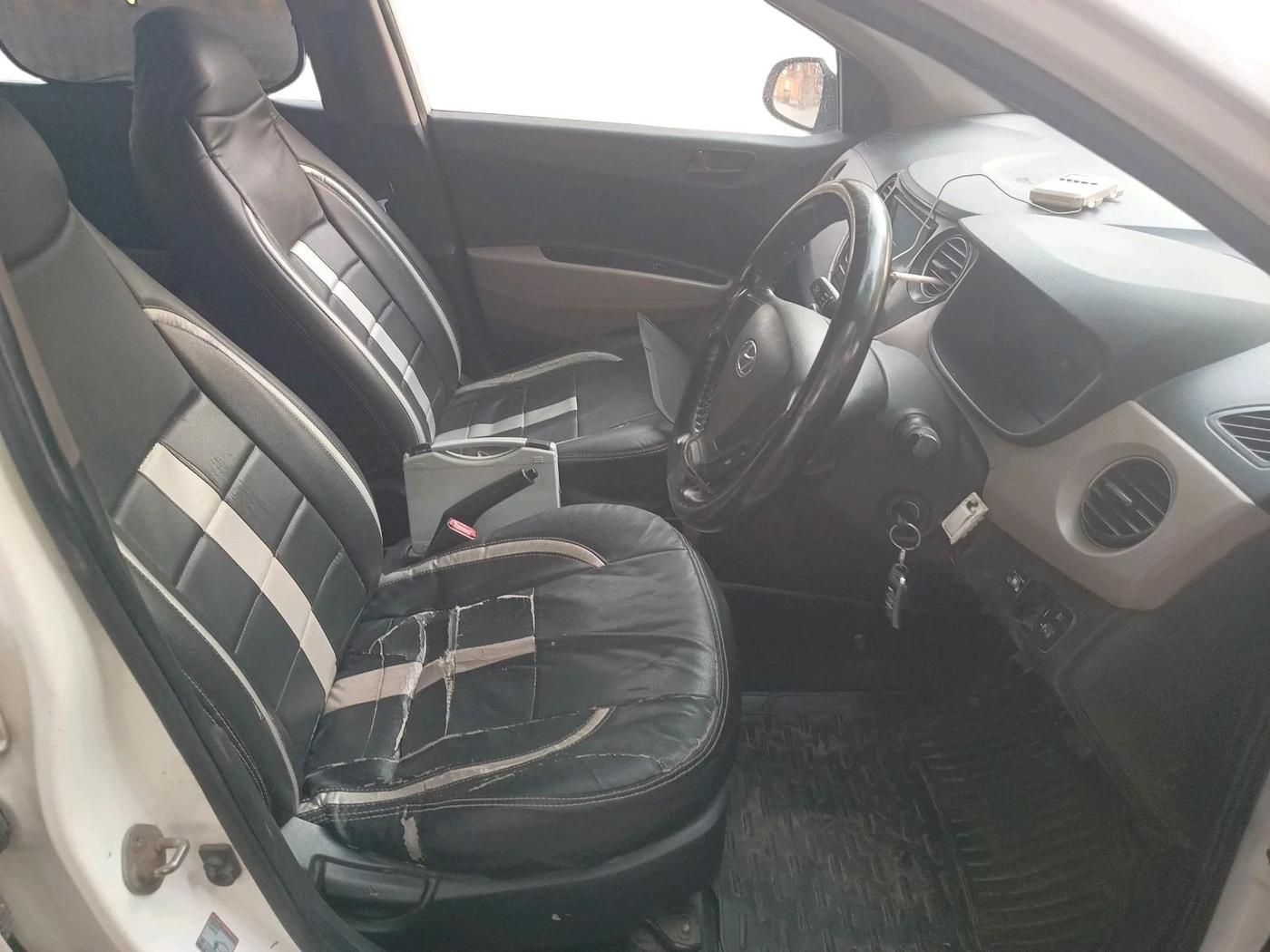 2016 Hyundai Xcent BASE 1.2, CNG, Manual, 87,107 km, interior
