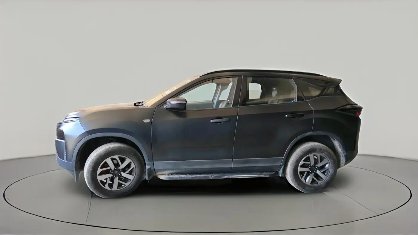2025 Tata Harrier PURE PLUS S DARK EDITION AT, Diesel, Automatic, 35,167 km, exterior