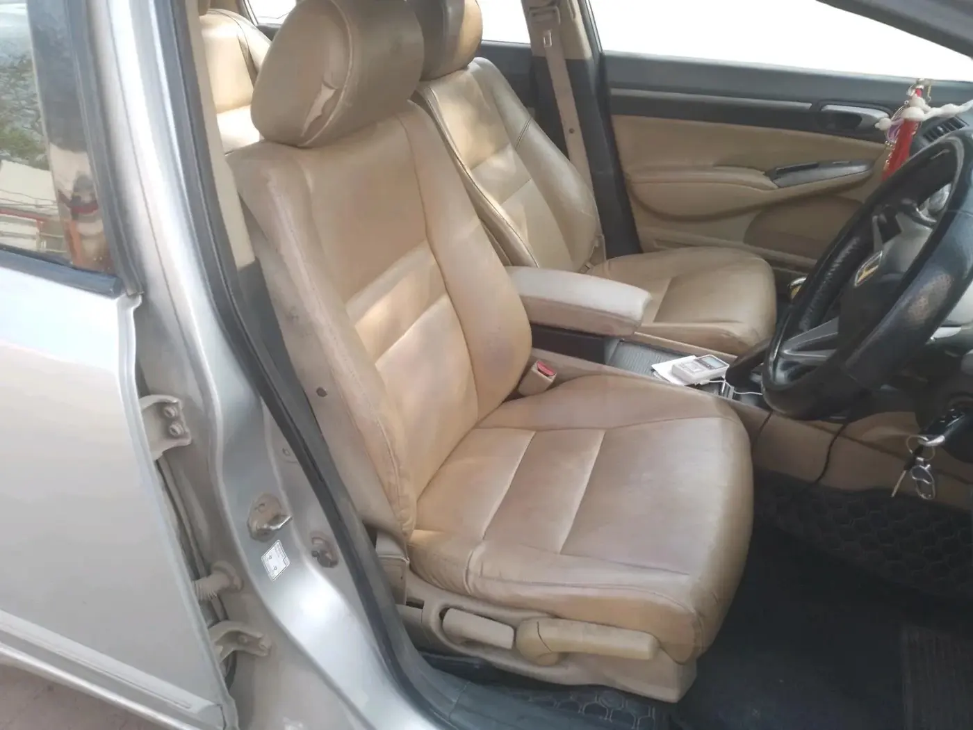 2011 Honda Civic 1.8L I-VTEC S MT, Petrol, Manual, 2,26,500 km, interior