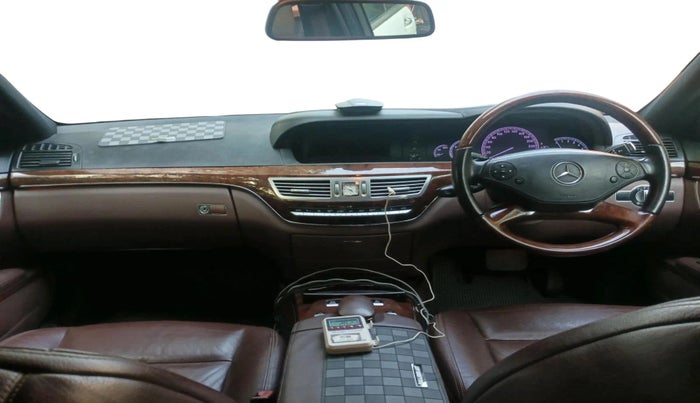 2013 Mercedes Benz S Class S300 L, Petrol, Automatic, 1,43,932 km, interior