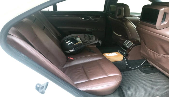 2013 Mercedes Benz S Class S300 L, Petrol, Automatic, 1,43,932 km, interior