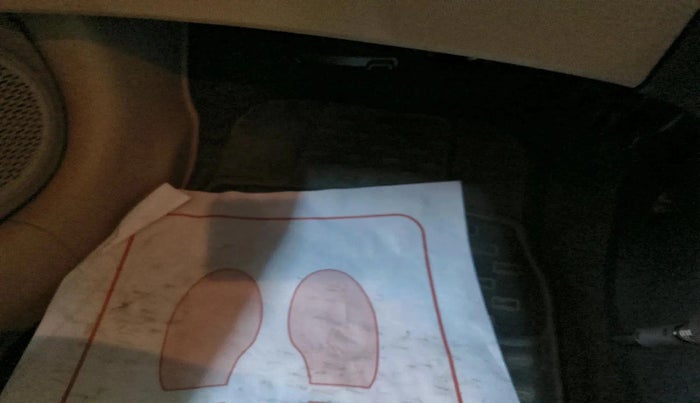 2013 Honda Brio S MT, Petrol, Manual, 1,00,741 km, interior