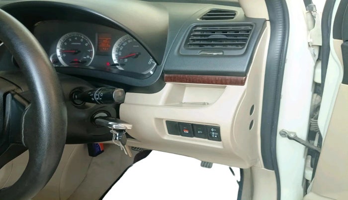 2012 Maruti Swift Dzire VXI, Petrol, Manual, 1,76,915 km, interior