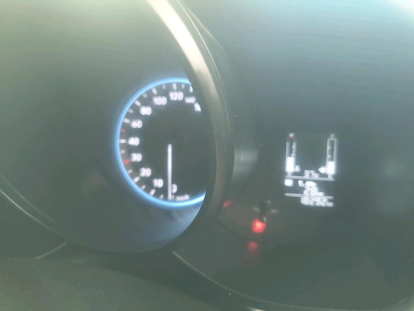 2020 Hyundai VENUE S 1.2, Petrol, Manual, 18,292 km, interior