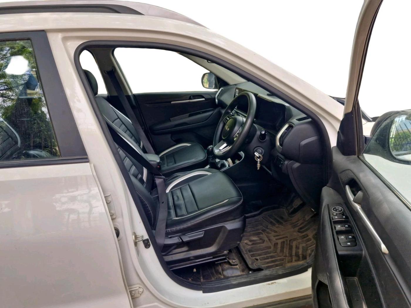 2022 KIA SONET HTK PLUS 1.2, Petrol, Manual, 39,095 km, interior