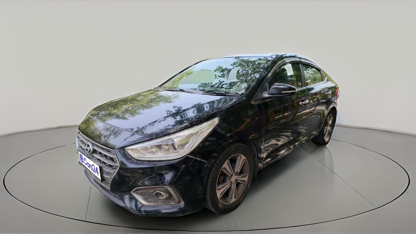 2017 Hyundai Verna 1.6 CRDI SX (O), Diesel, Manual, 1,69,896 km, exterior