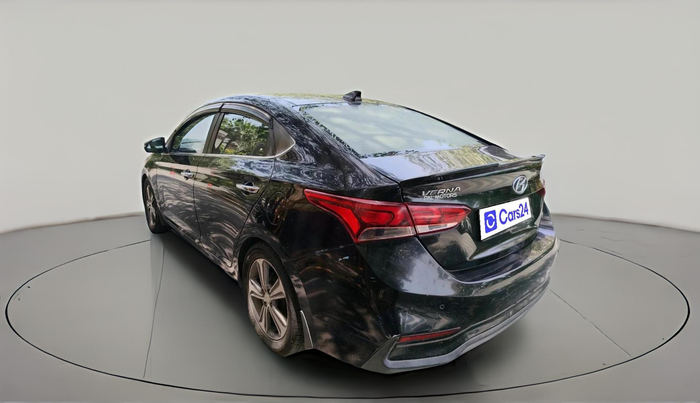 2017 Hyundai Verna 1.6 CRDI SX (O), Diesel, Manual, 1,69,896 km, exterior