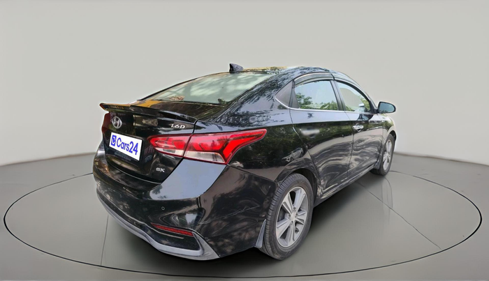 2017 Hyundai Verna 1.6 CRDI SX (O), Diesel, Manual, 1,69,896 km, exterior
