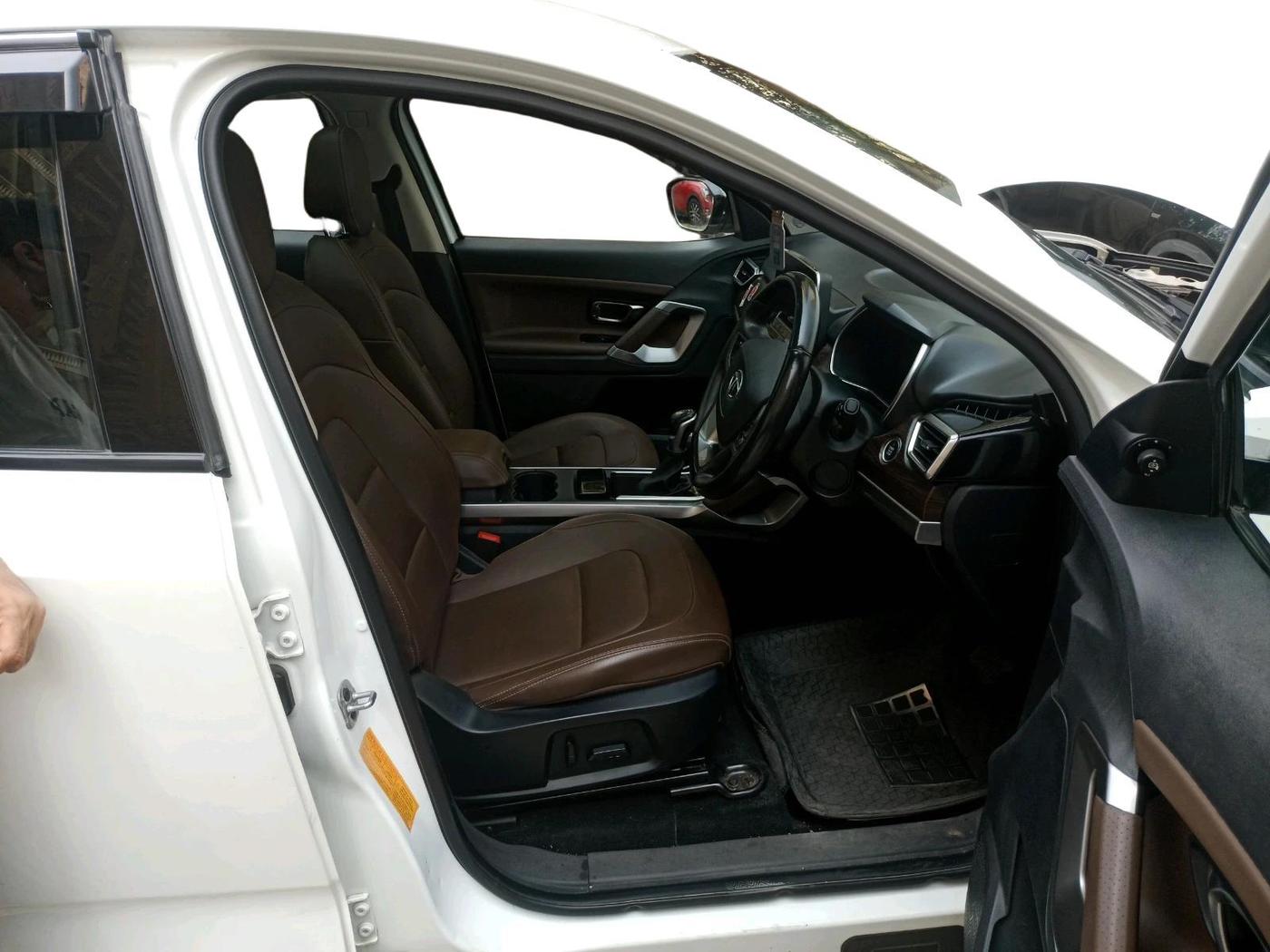 2021 Tata Harrier XZA PLUS 2.0L, Diesel, Automatic, 87,636 km, interior
