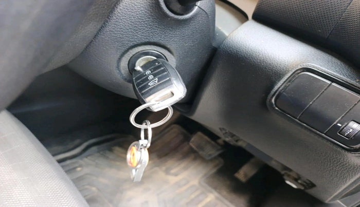 2020 KIA SONET HTK PLUS 1.5 AT, Diesel, Automatic, 1,18,579 km, interior